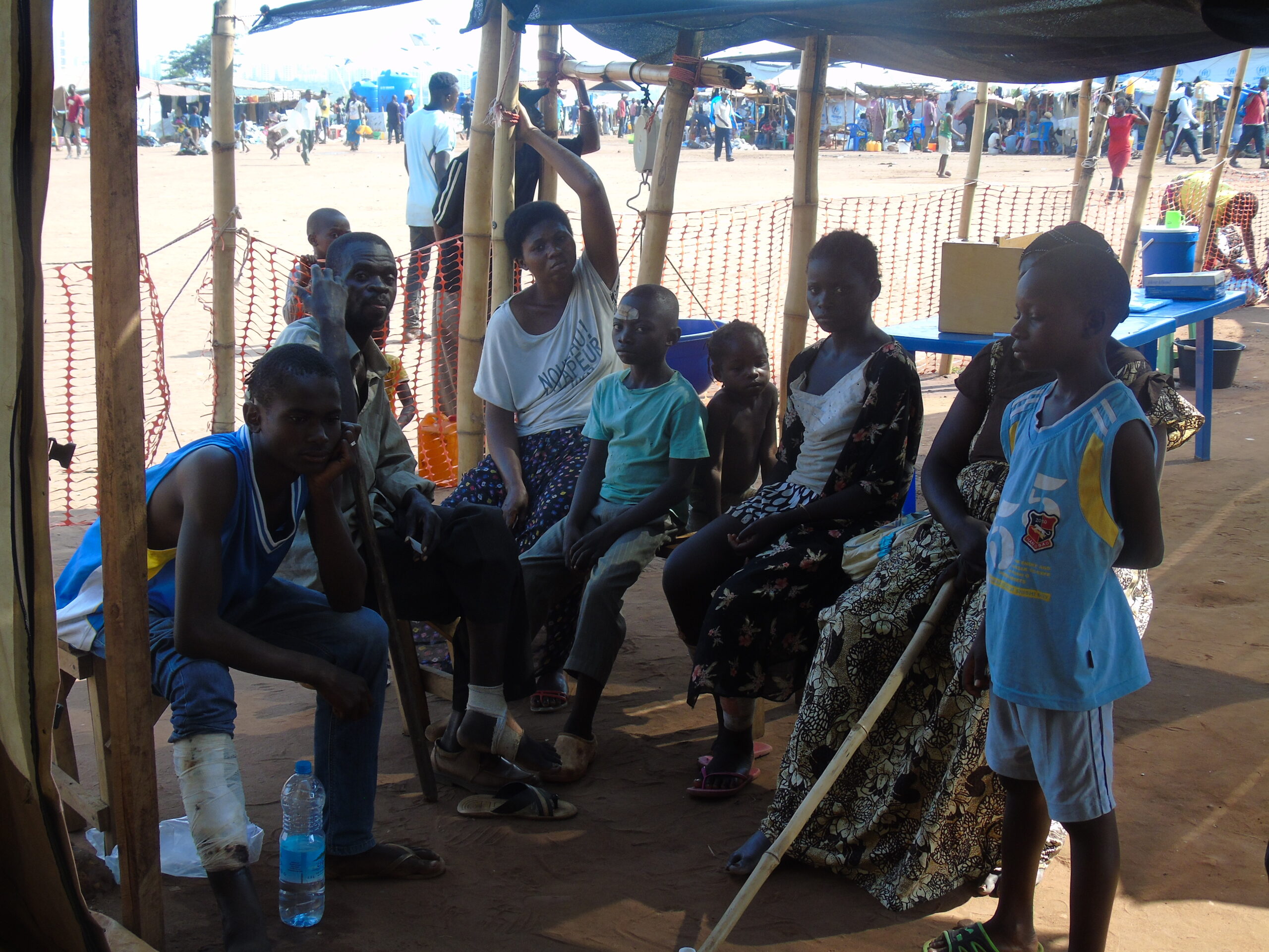 Situação dos refugiados na Lunda Norte Há um ano, na Província da Lunda Norte, houve um enorme fluxo migratório de pessoas vindas da República Democrática do Congo. Instalaram-se mais precisamente no município do Dundo, mais de 30 mil refugiados.