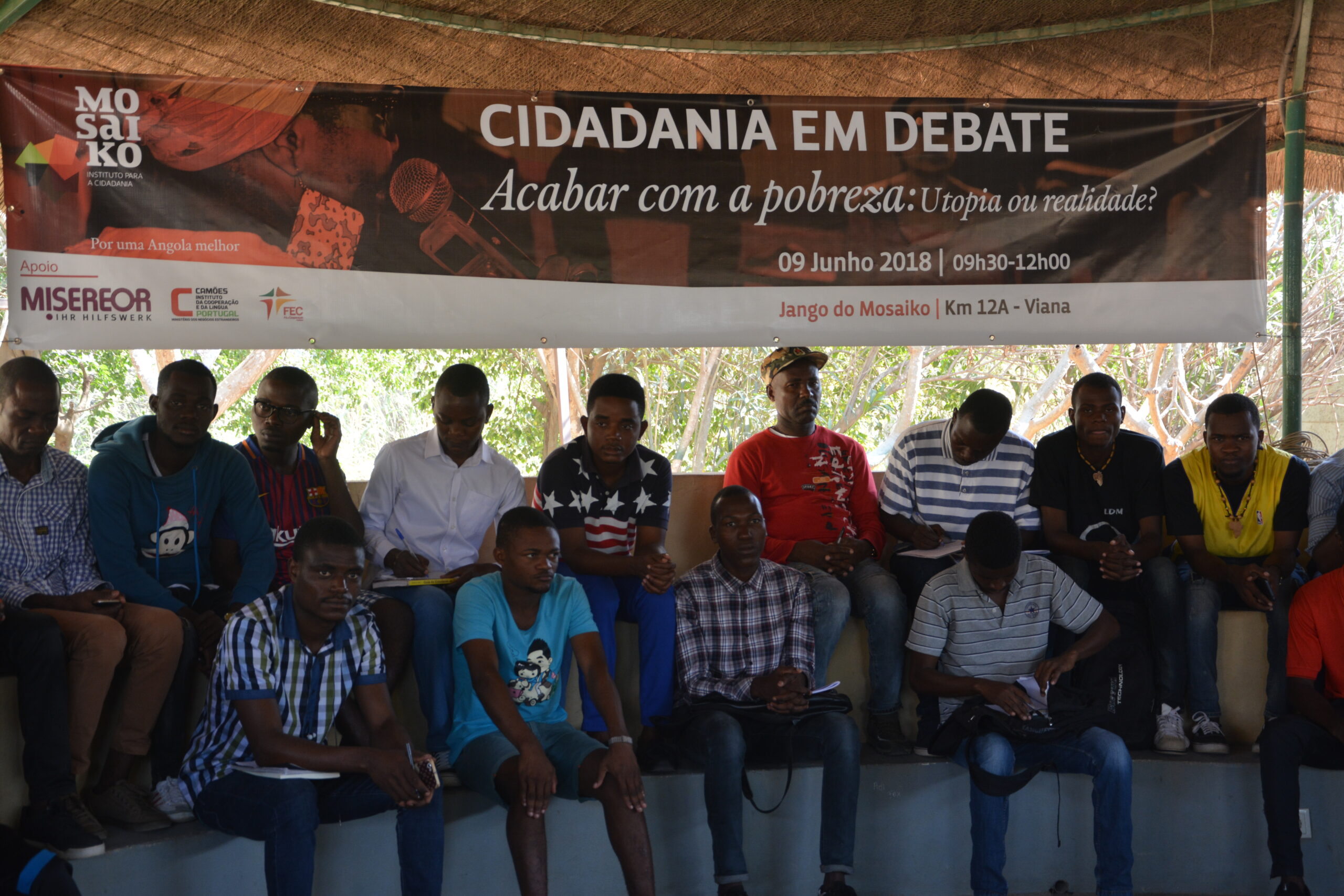 Debate sobre a pobreza em Angola