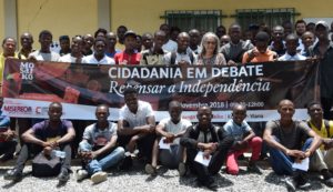 “A independência não podia ser apenas ter um hino e uma bandeira”