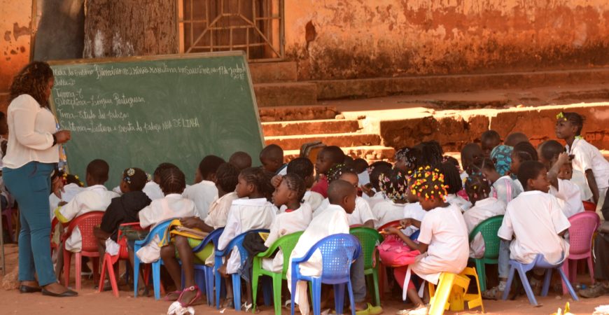 Educação em Angola