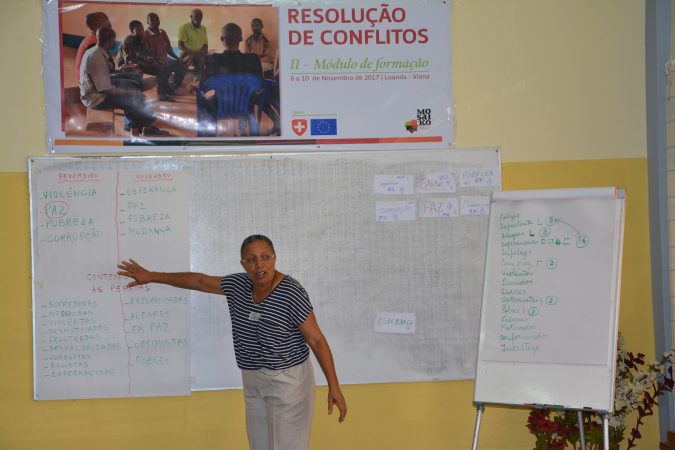 Carlinda Monteiro, formadora em resolução de conflitos