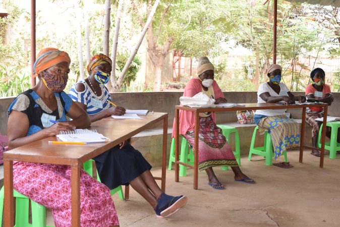 Mulheres do Cazenga em campanha sobre a Covid-19