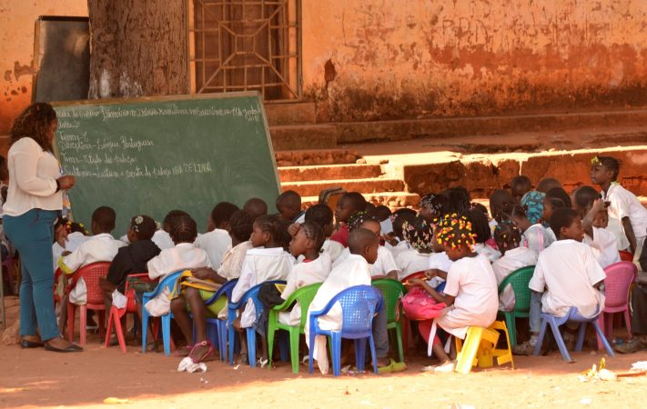 Educação em Angola