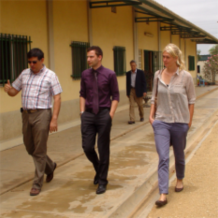 FUNCIONARIOS DE LA EMBAJADA ALEMANA