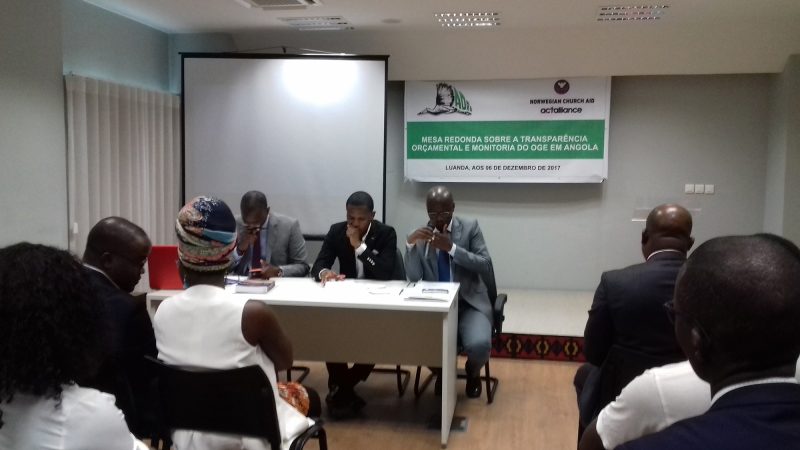 Transparência orçamental