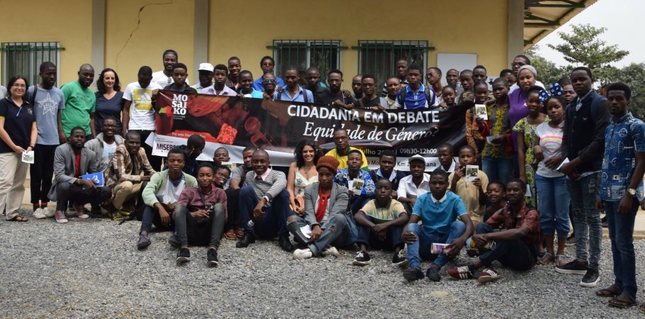 As mulheres empoderadas acabam por promover a emancipação de outras mulheres e também a sensibilização dos homens